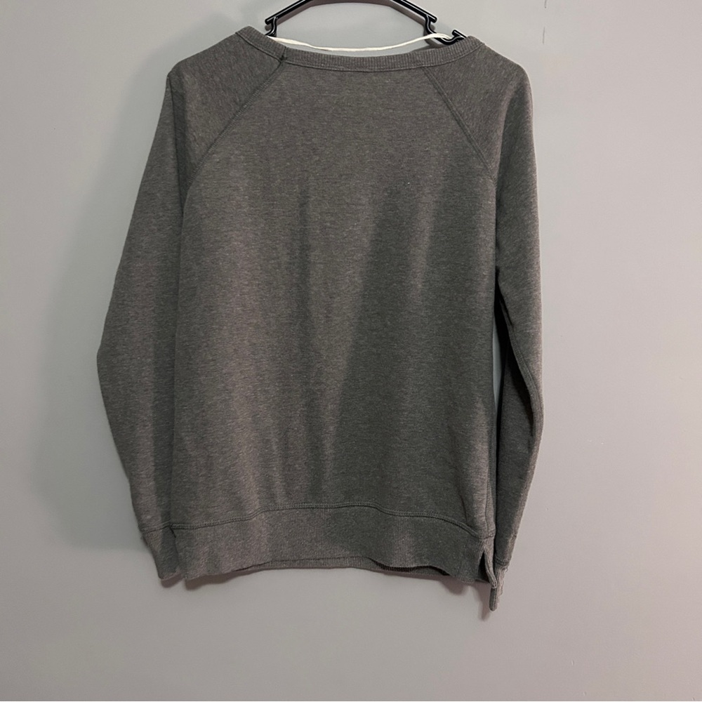 August Ink "Après All Day" crew neck sweater in grey - Picture 4 of 5